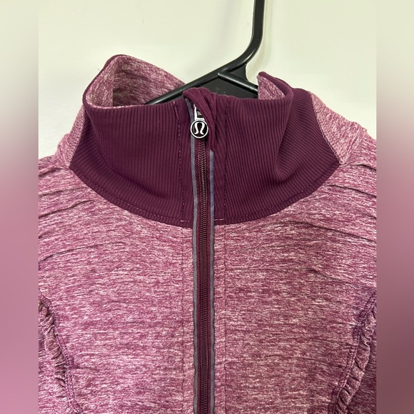 Lululemon Quarter zip Jacket, Pre-owned, Great Condition, Plum Color, Si… - Picture 2 of 7